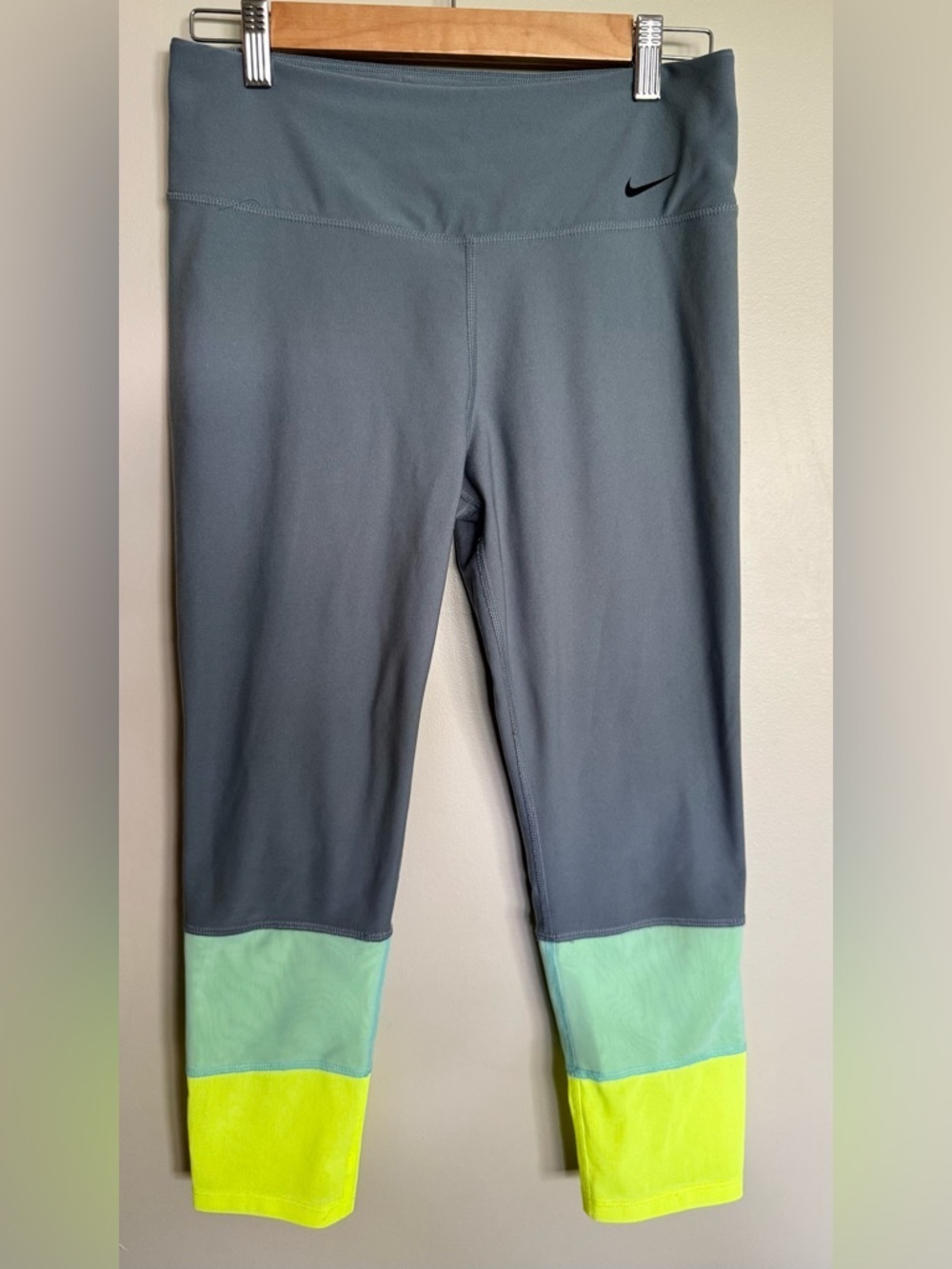 Nike Dri-FIT Crop Leggings Gray Neon Colorblock Size M